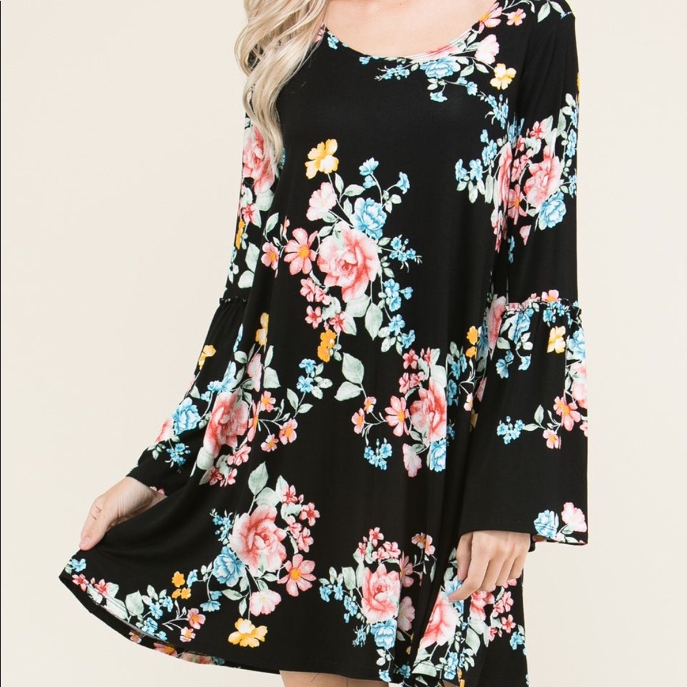 A black flower dress